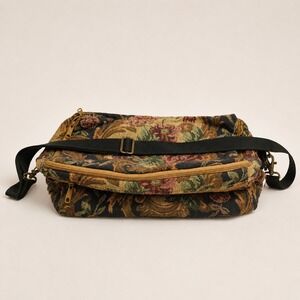 Showline Chicago Floral Tapestry Travel Bag Hanging Toiletry Organizer Made USA
